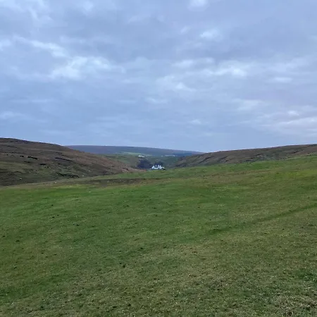 Glenurla Valley